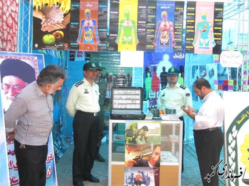 نمایشگاه دستاوردهای مبارزه با مواد مخدر شهرستان گنبد کاووس افتتاح شد