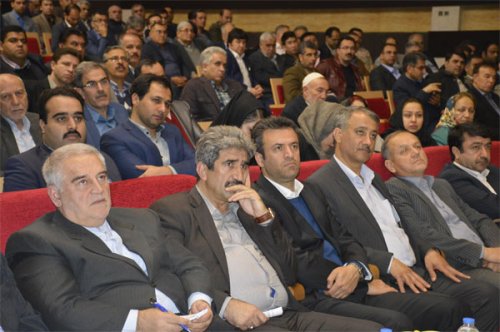 رئیس اتاق بازرگانی ایران ، تراز تجاری کشور برای نخستین بار مثبت شد