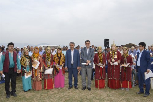 مختومقلی فراغی از زبان و فرهنگ اصیل ترکمن صیانت کرد