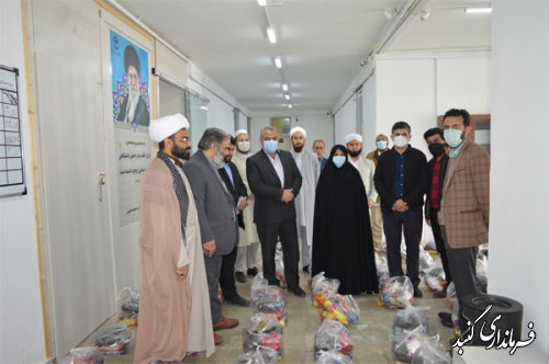 توزیع  ۳۱۳ بسته حمایتی با مشارکت دانشگاه مذاهب اسلامی و جهاد دانشگاهی آغاز شد