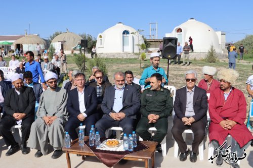 نخستین جشنواره پرورش شتر ترکمن در روستای عوض حاجی شهرستان گنبدکاووس برگزار شد